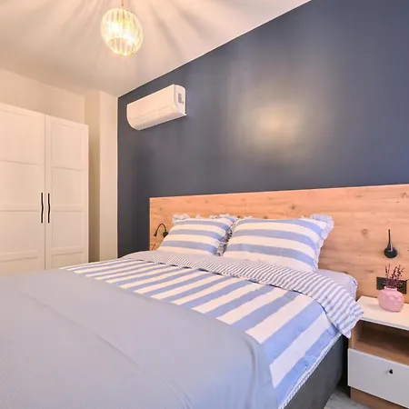 Bsy's Stylish 1br,2br ,3br In Brand New Building *
