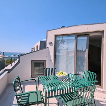 Apartament Bsy's Stylish 1br,2br ,3br In Brand New Building Stambuł