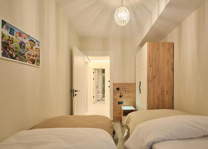 Апартаменты Bsy's Stylish 1br,2br ,3br In Brand New Building Стамбул