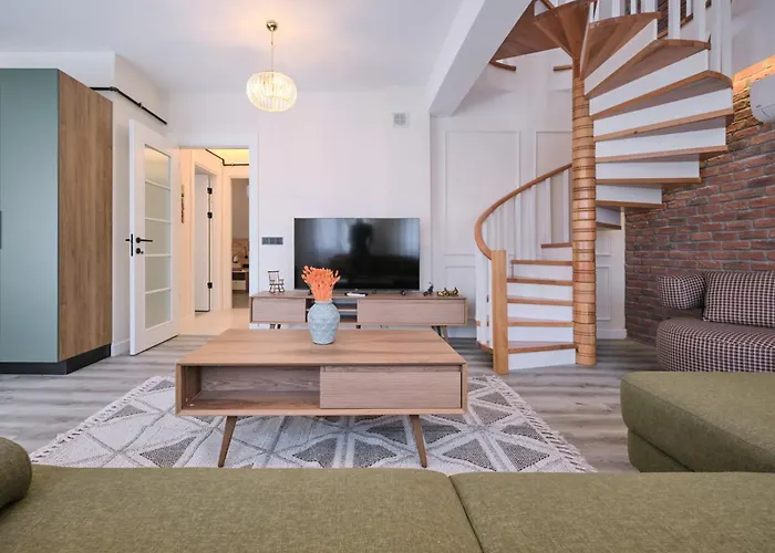 Апартаменты Bsy's Stylish 1br,2br ,3br In Brand New Building Стамбул