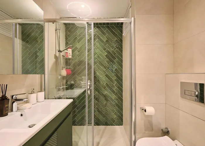 Bsy's Stylish 1br,2br ,3br In Brand New Building 公寓 *