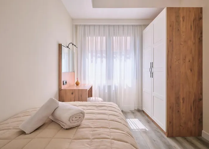 Bsy's Stylish 1br,2br ,3br In Brand New Building *