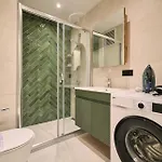 Bsy's Stylish 1br,2br ,3br In Brand New Building Lägenhet *
