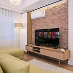 Lägenhet Bsy's Stylish 1br,2br ,3br In Brand New Building Istanbul