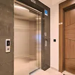 Bsy's Stylish 1br,2br ,3br In Brand New Building *