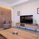 Bsy's Stylish 1br,2br ,3br In Brand New Building Lägenhet *
